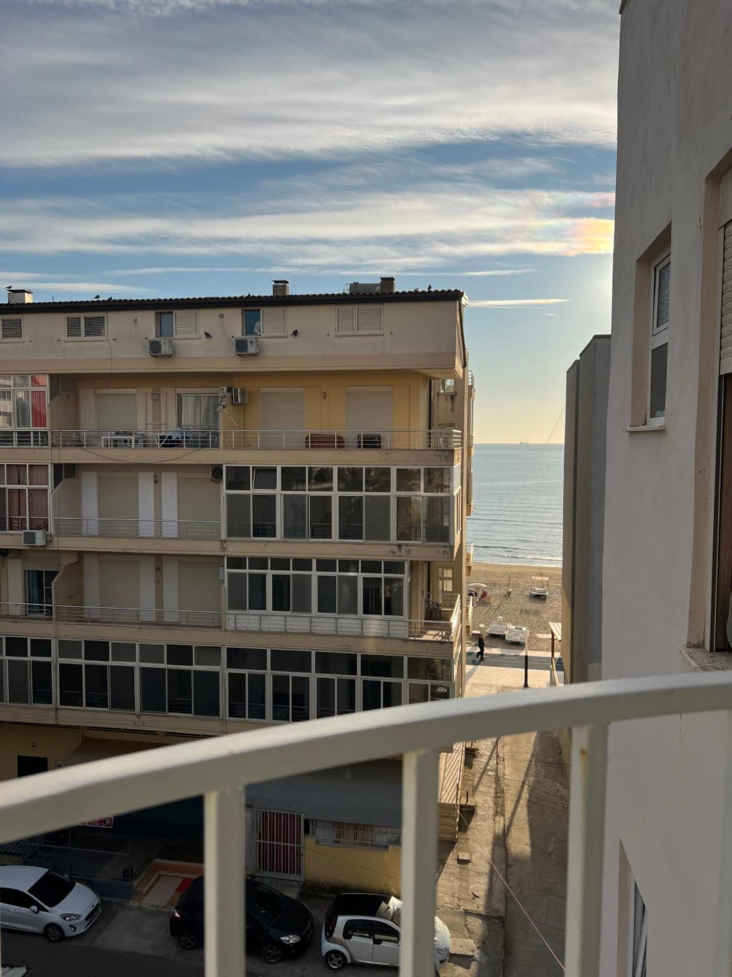 Beach Studio Durres Seaview Esterno foto