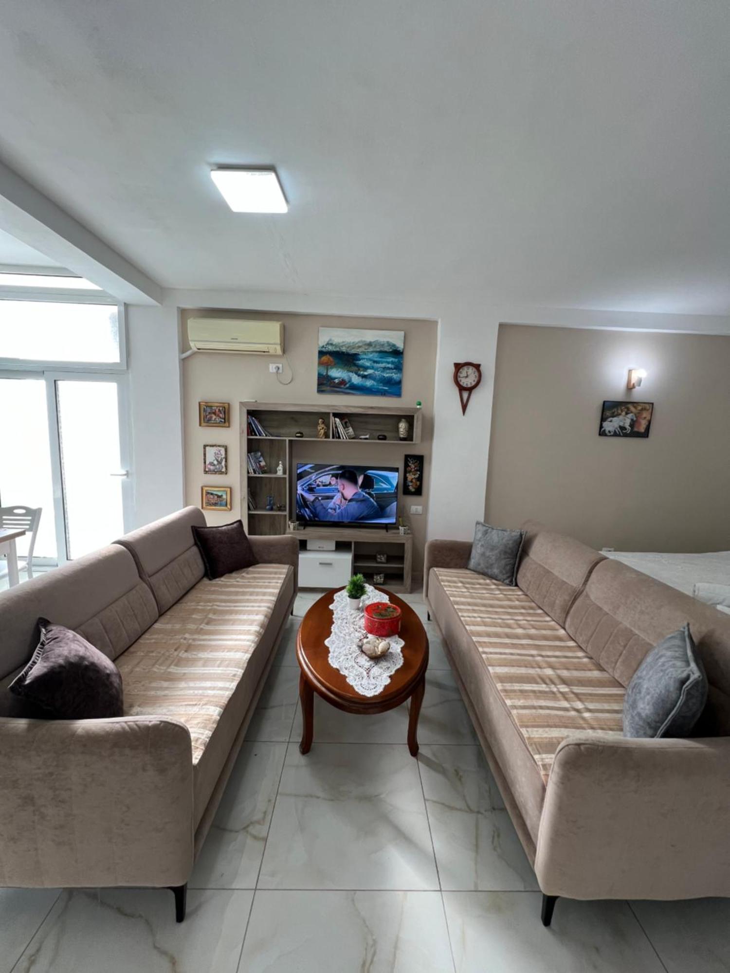 Beach Studio Durres Seaview Esterno foto